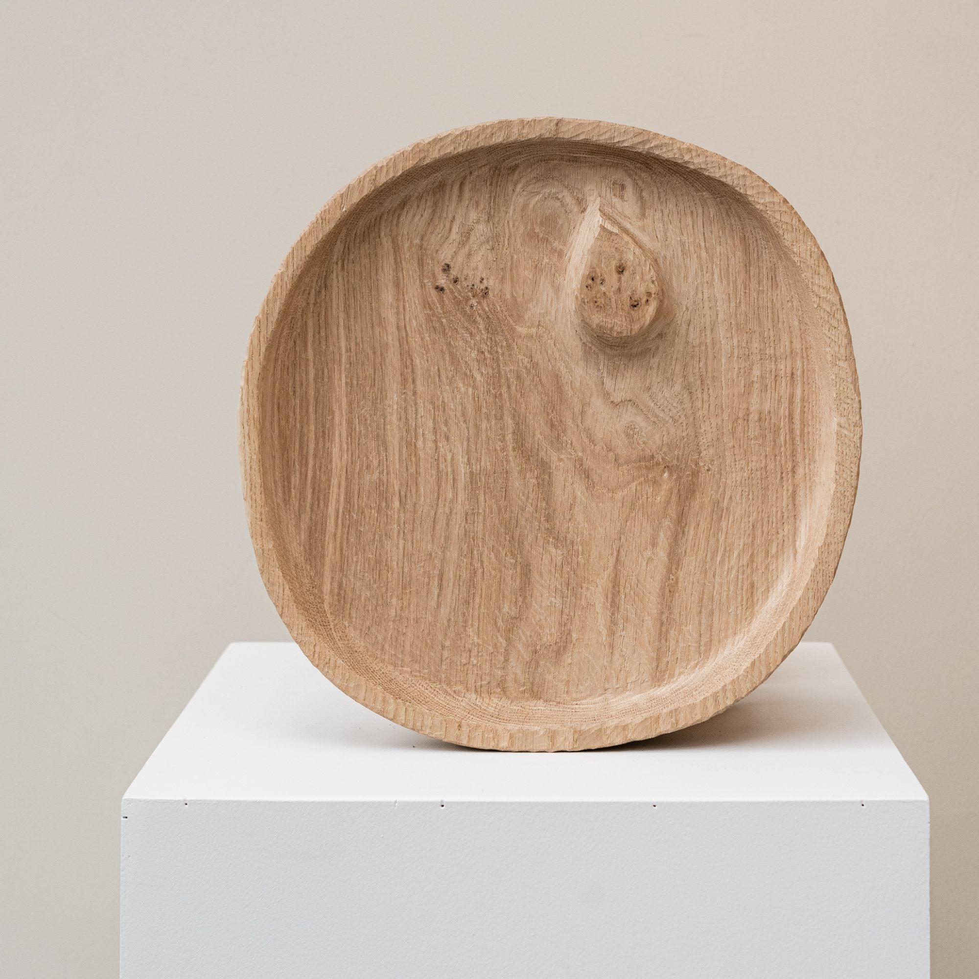 Plateau en chêne #1, sculpture par Jamie Gaunt