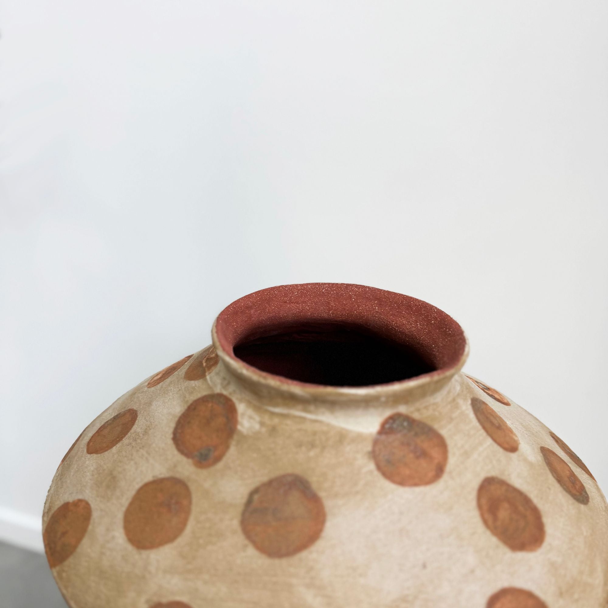 Pascale-Zintzen-pot01-top