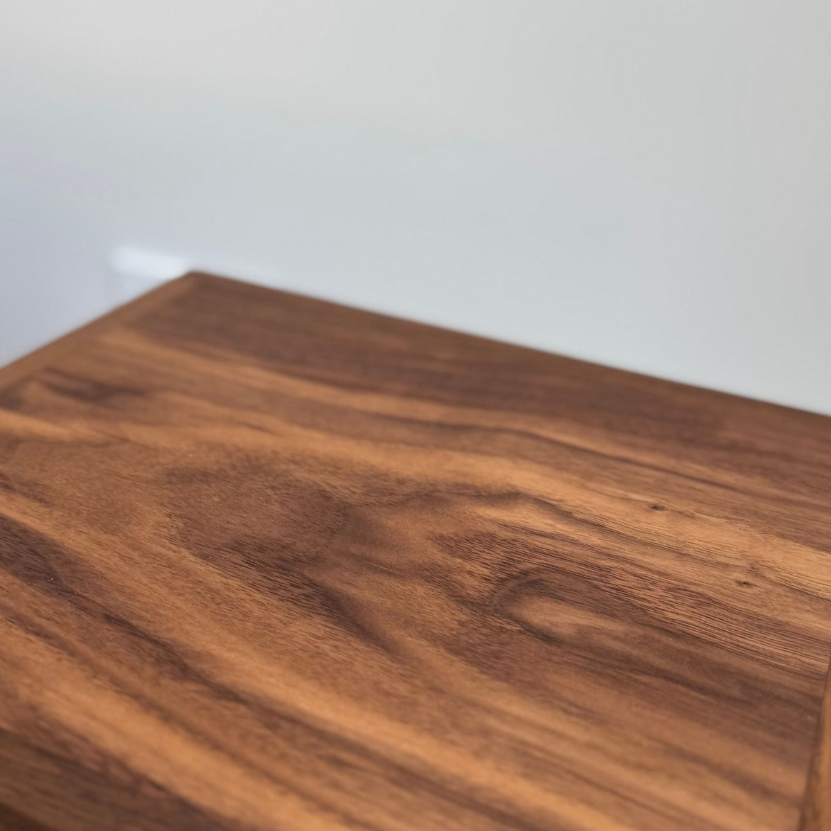 Pedestal II, par Ah Um Design Studio