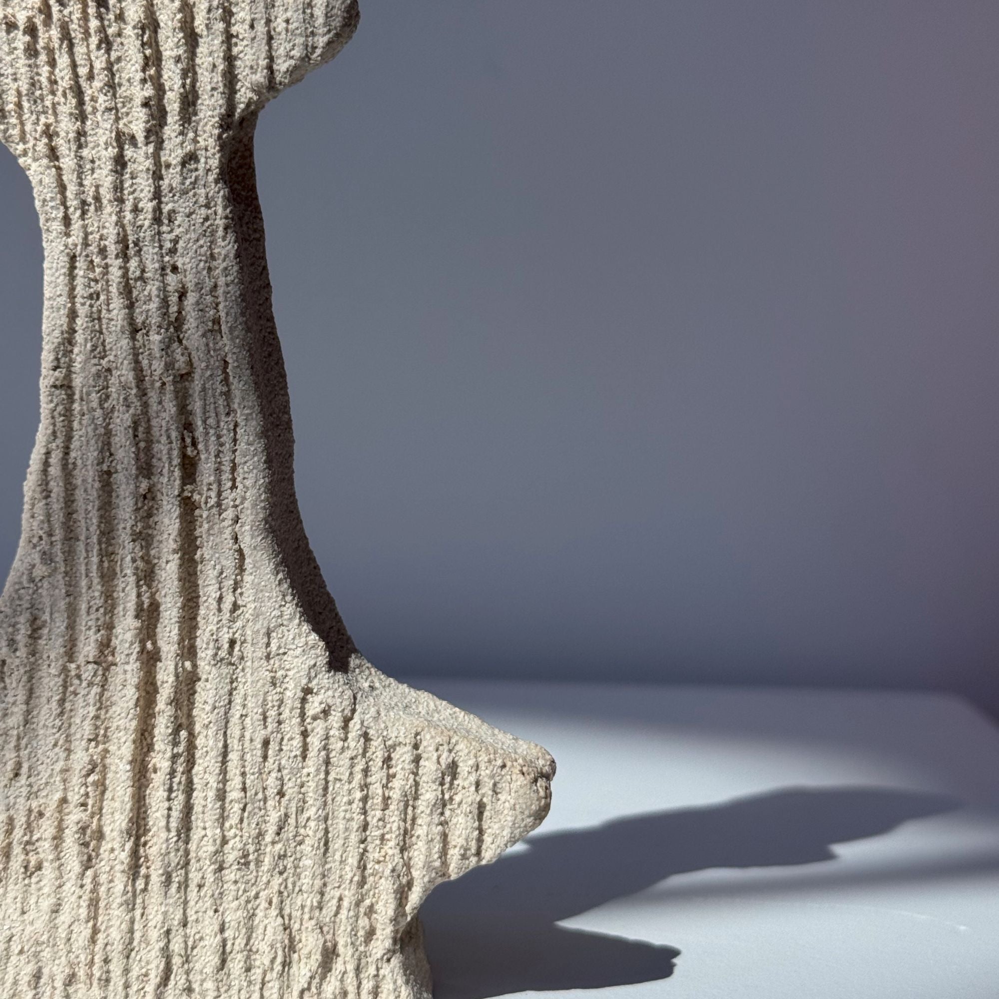 yos 14 w, sculpture par Asterisque