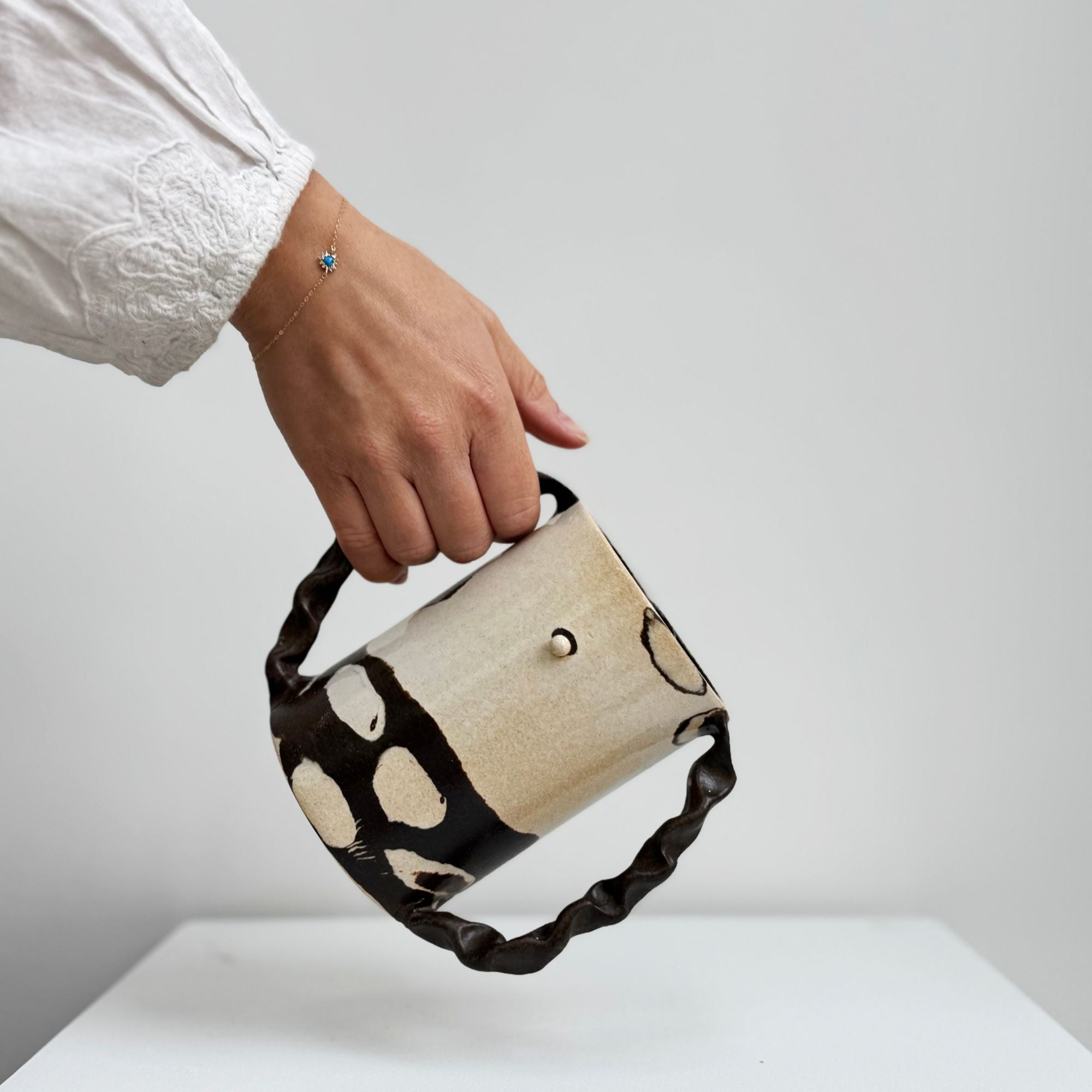 caroline-cutaia-large-2-main