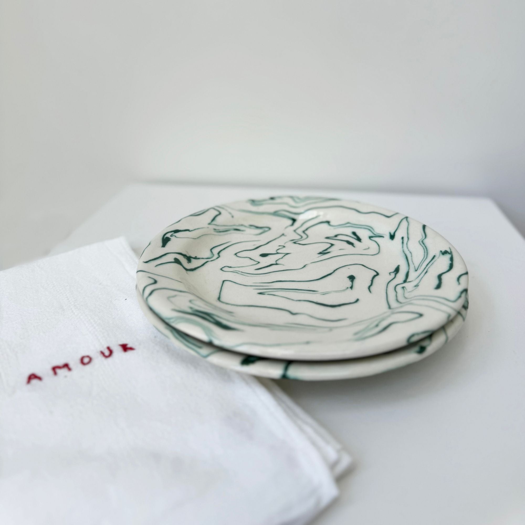 pascale-mestre-assiette-dessert-vert-detail