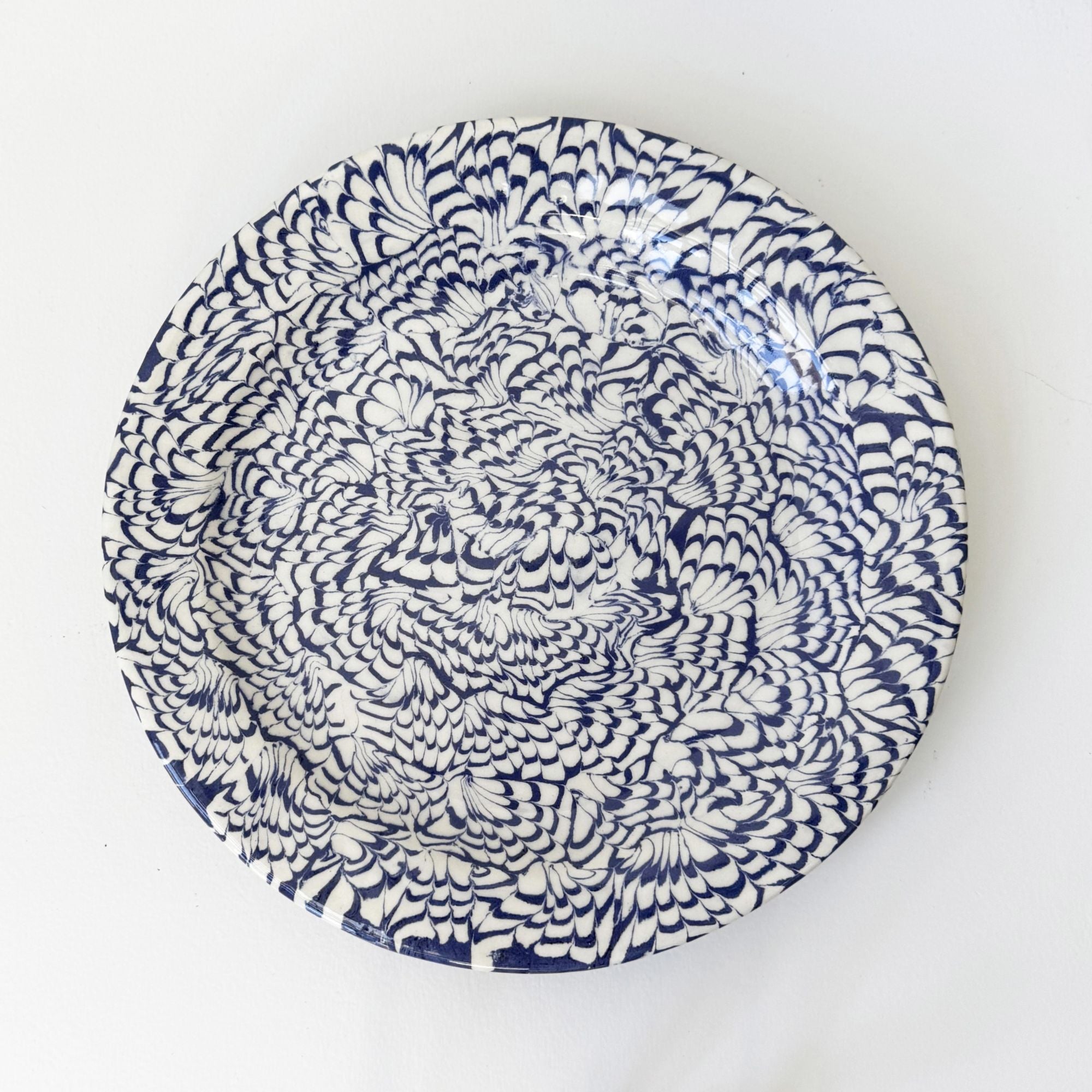 pascale-mestre-assiette-bleue-motif