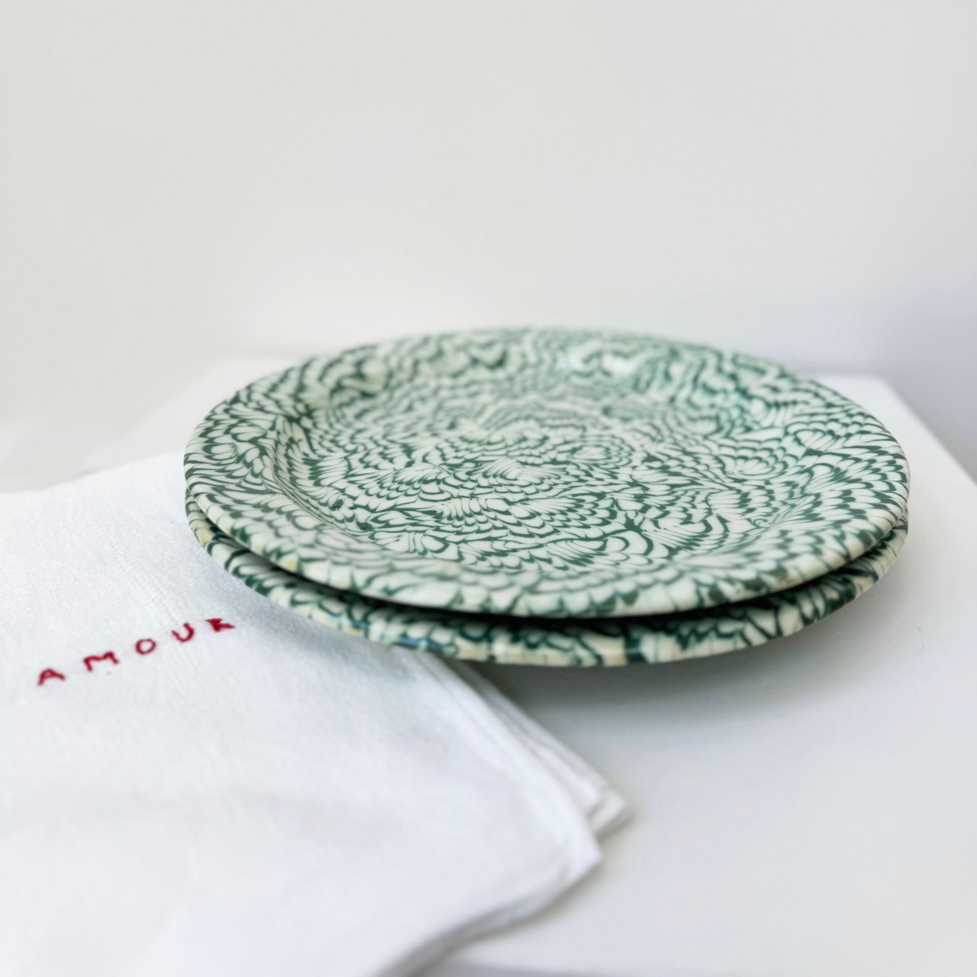 pascale-mestre-assiette-verte-ceramique
