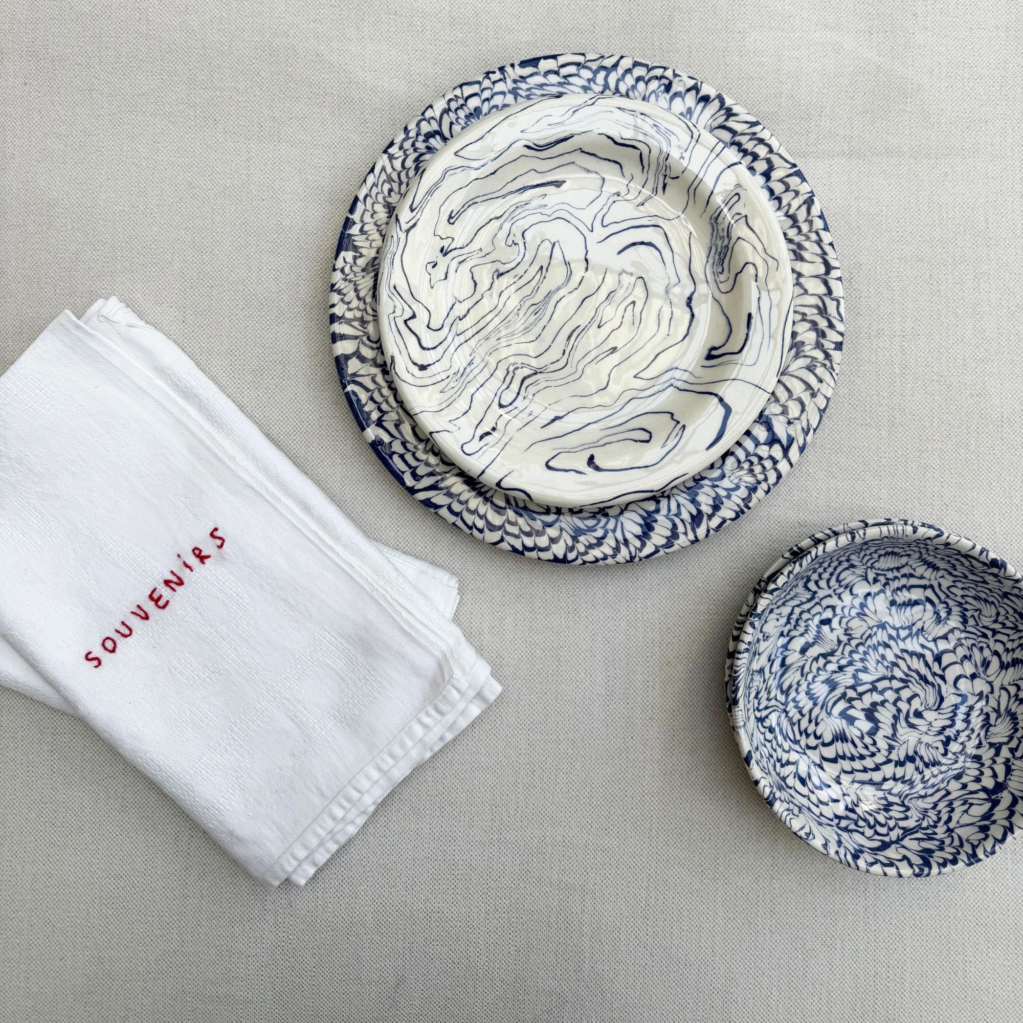 pascale-mestre-assiette-bleue-unitées