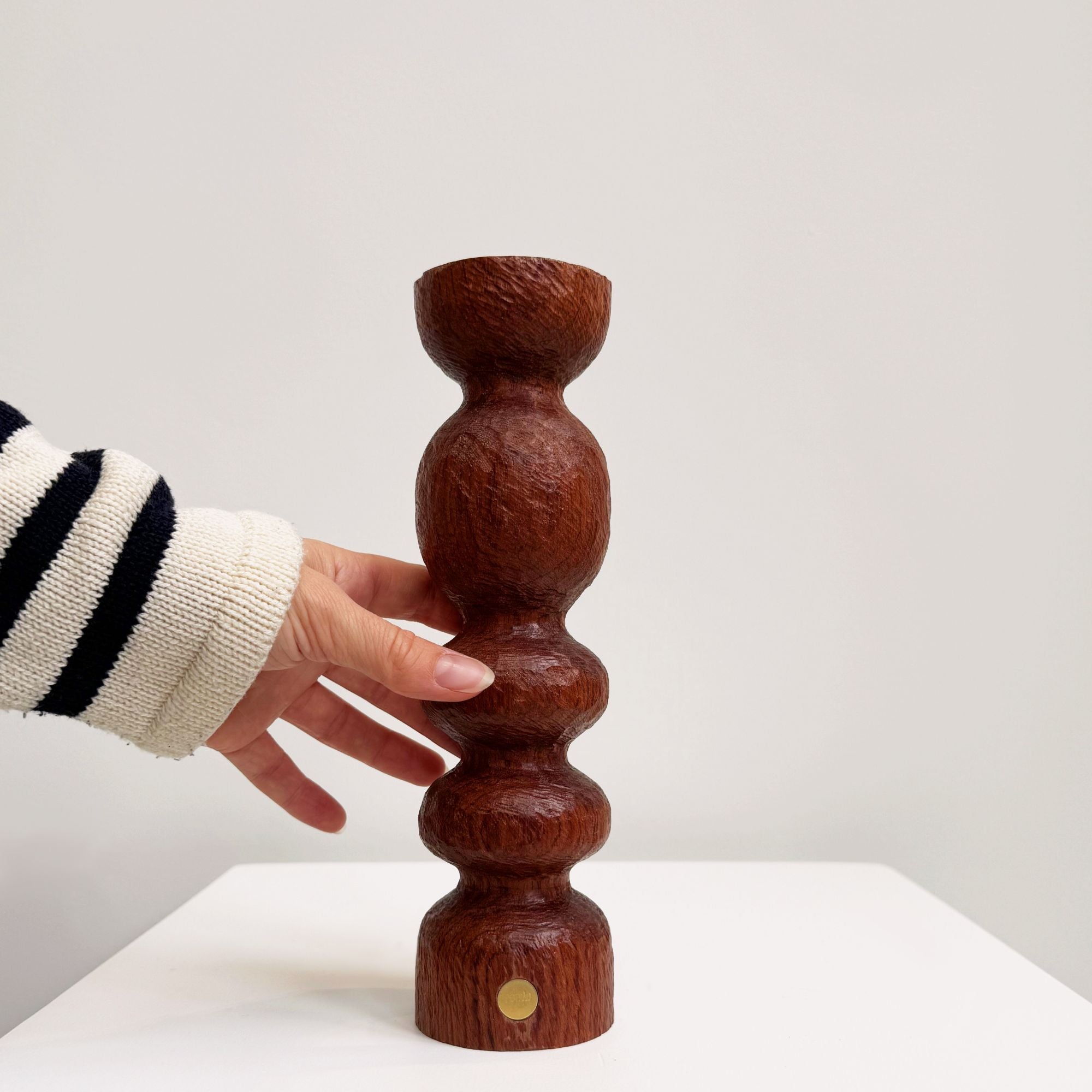 romie-objetti-bubinga-s-main