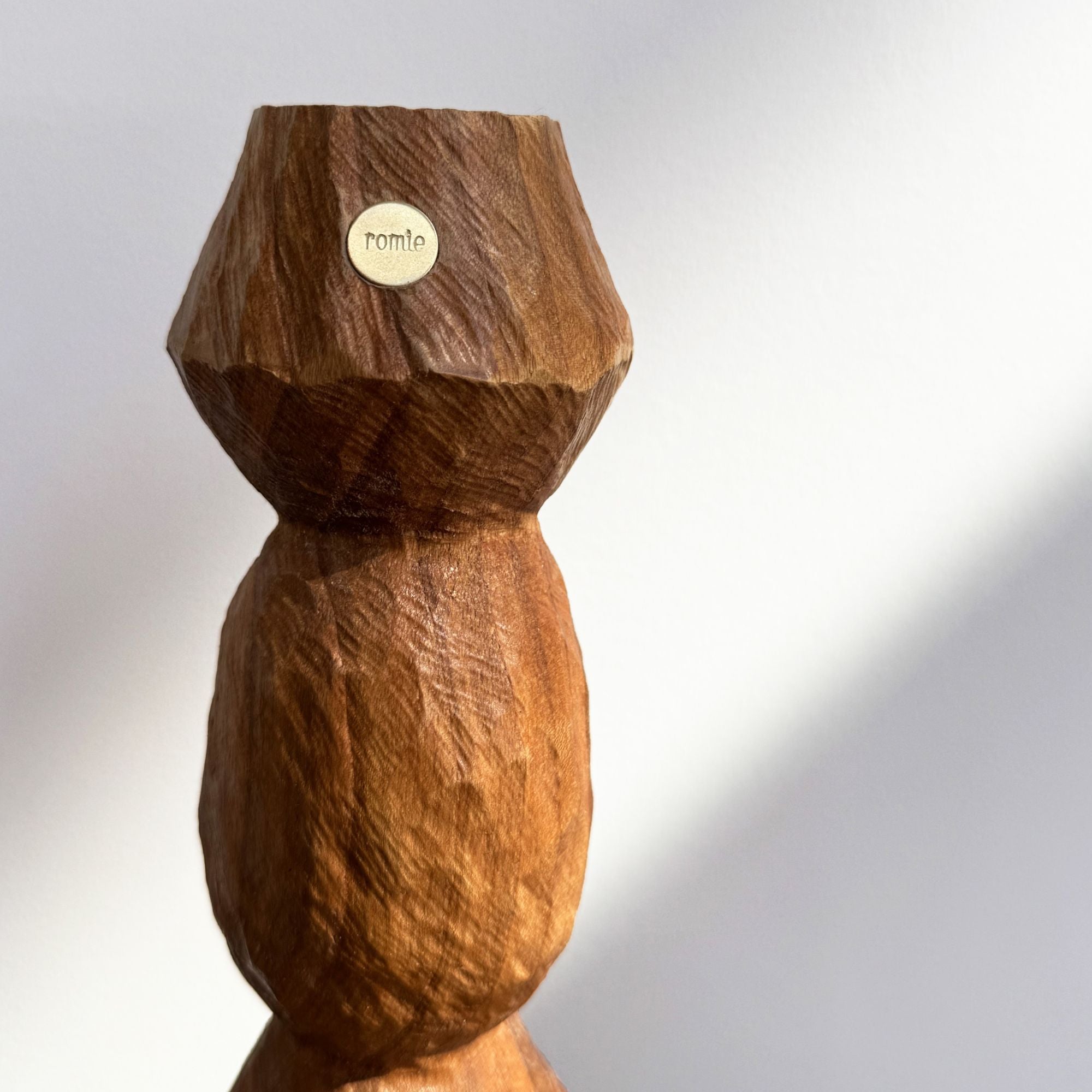 romie-objetti-merisier-m-II-details