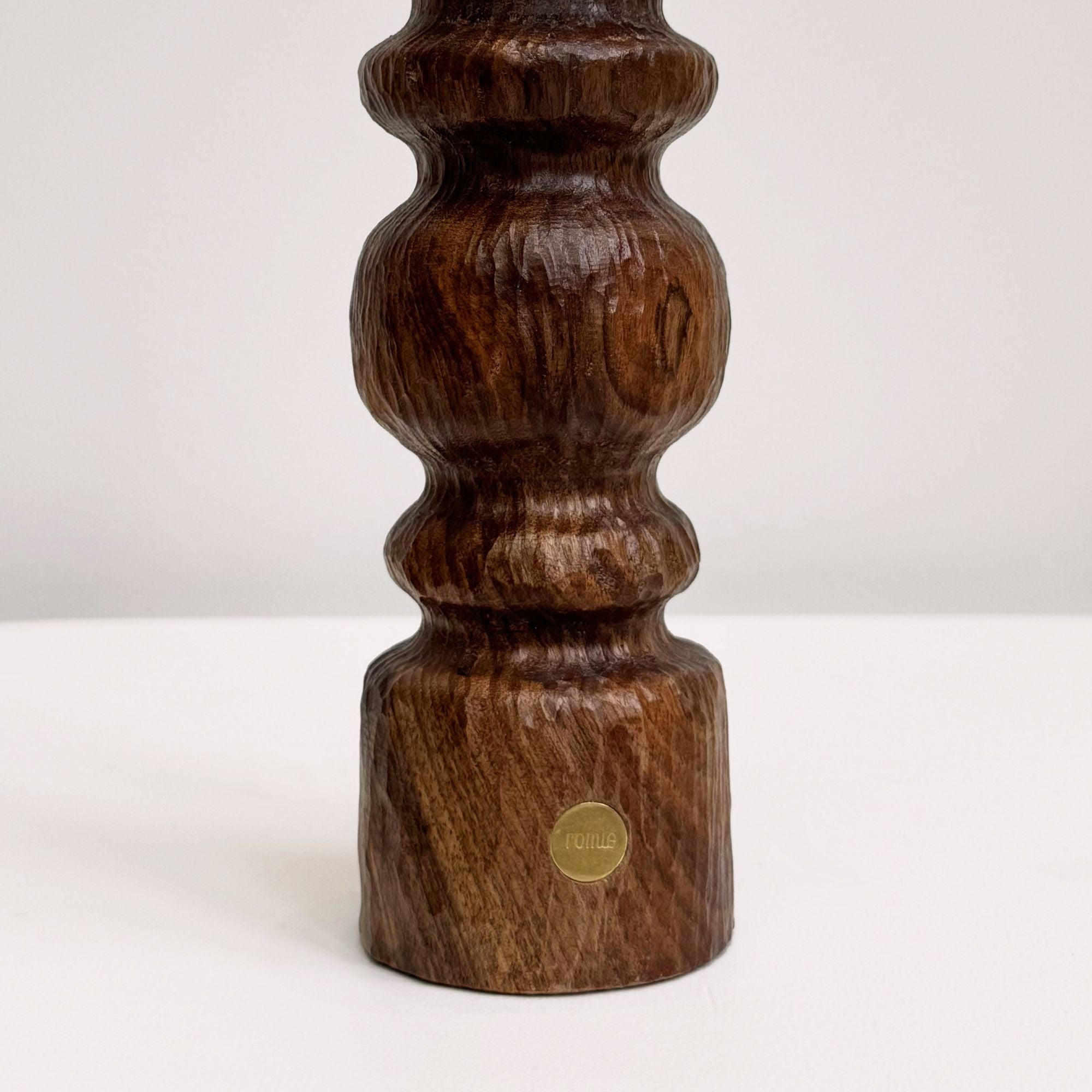 romie-objetti-noyer-xs-matière-bas
