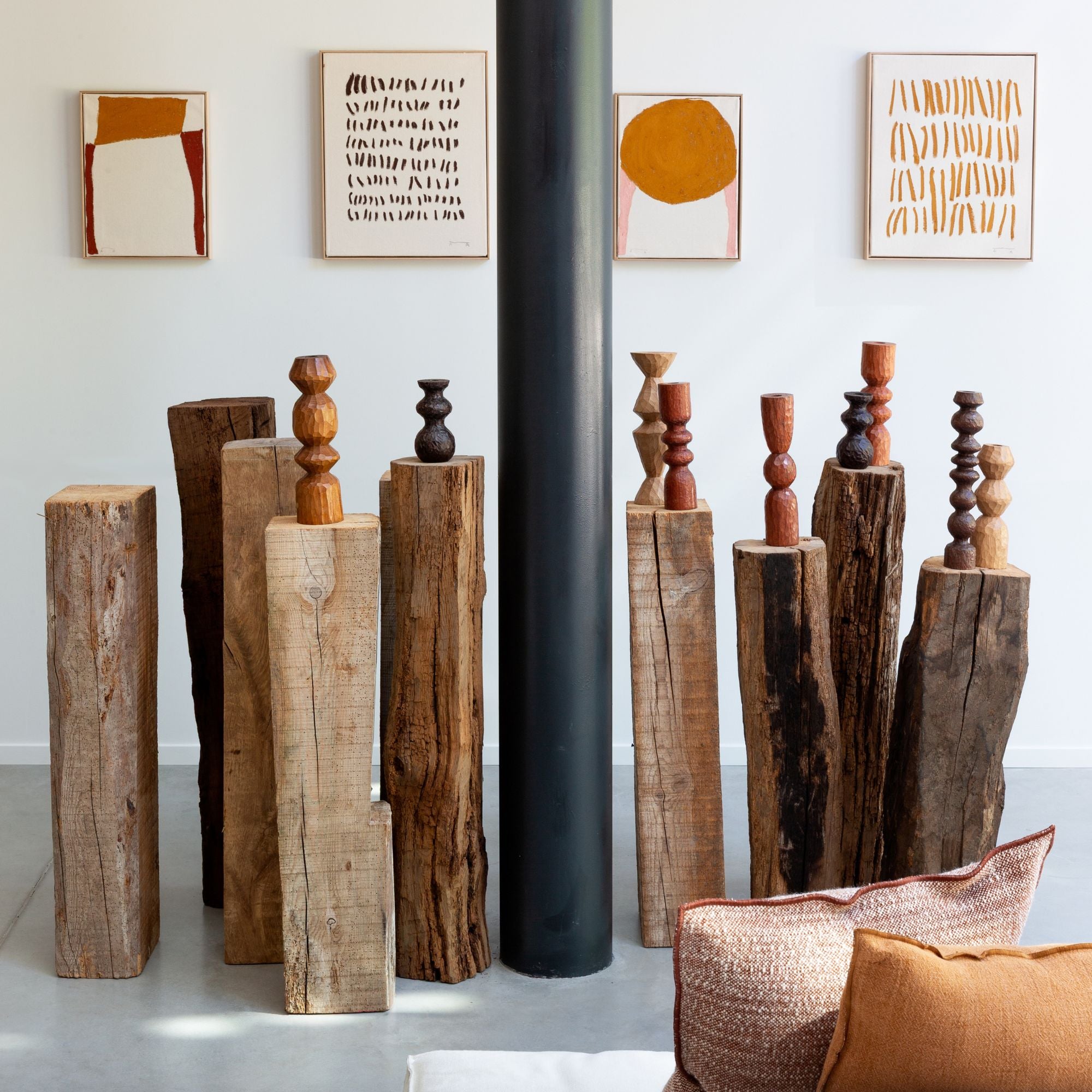 romie-objetti-totems-ambiance-interieur
