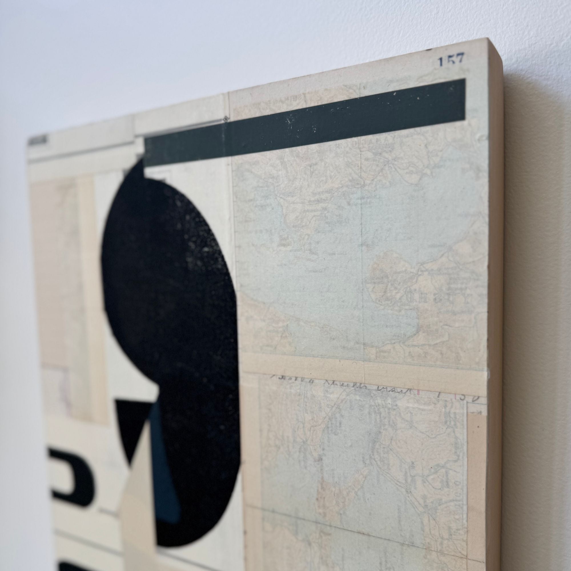 sarah-z-short-darkness-corner