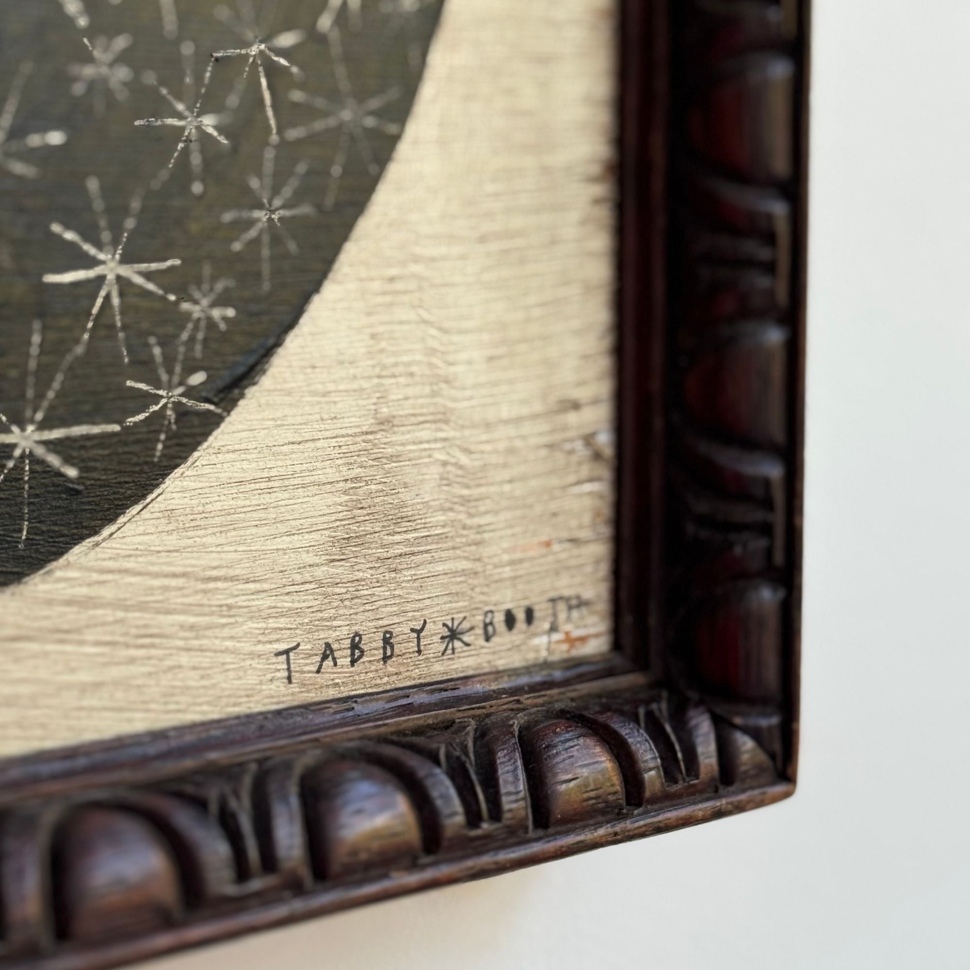 tabby-booth-capricorn-signature