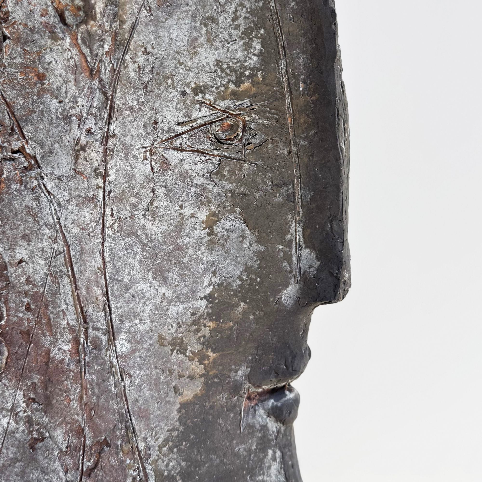 thomas-junghans-head5-eye