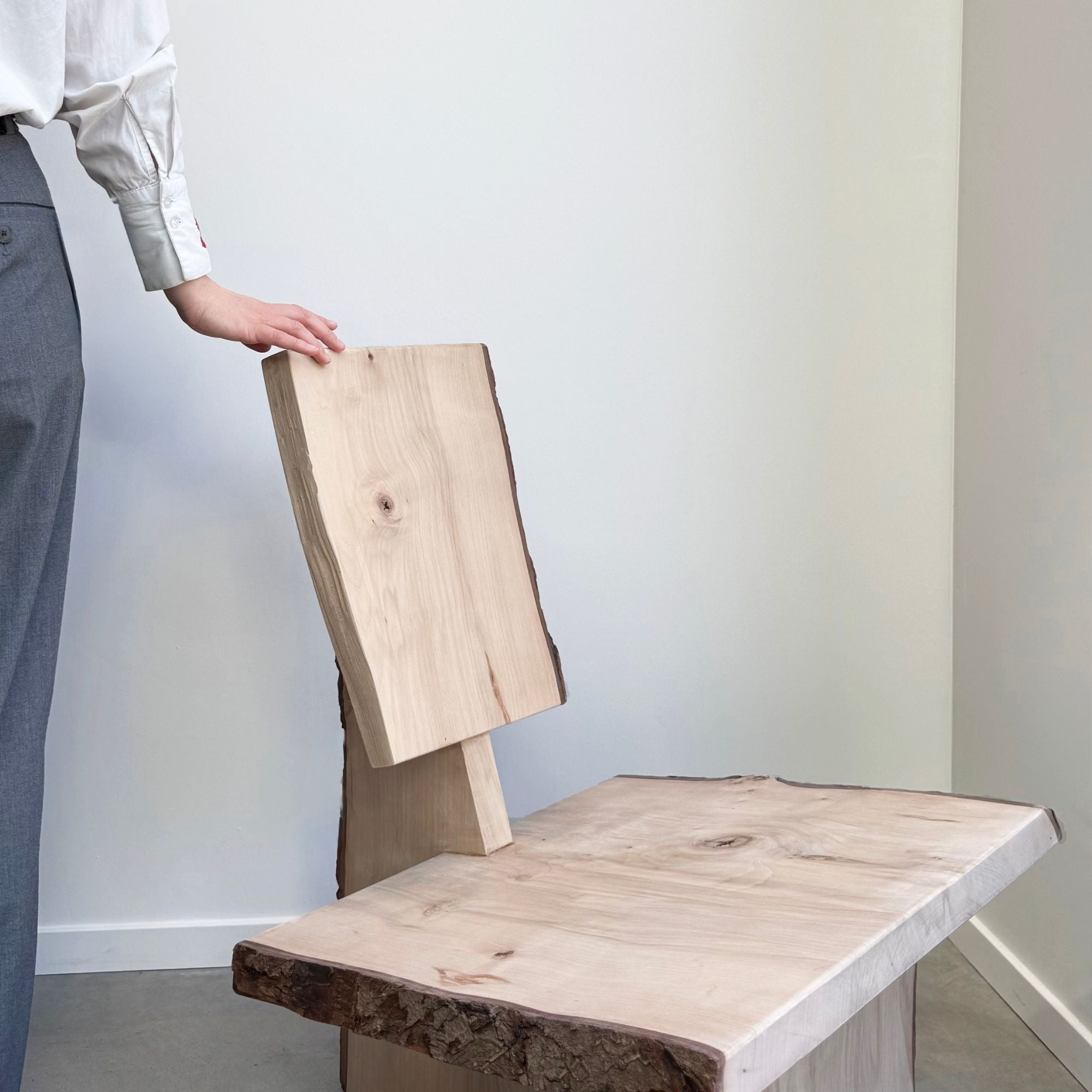 willem-van-hooff-chair2-main