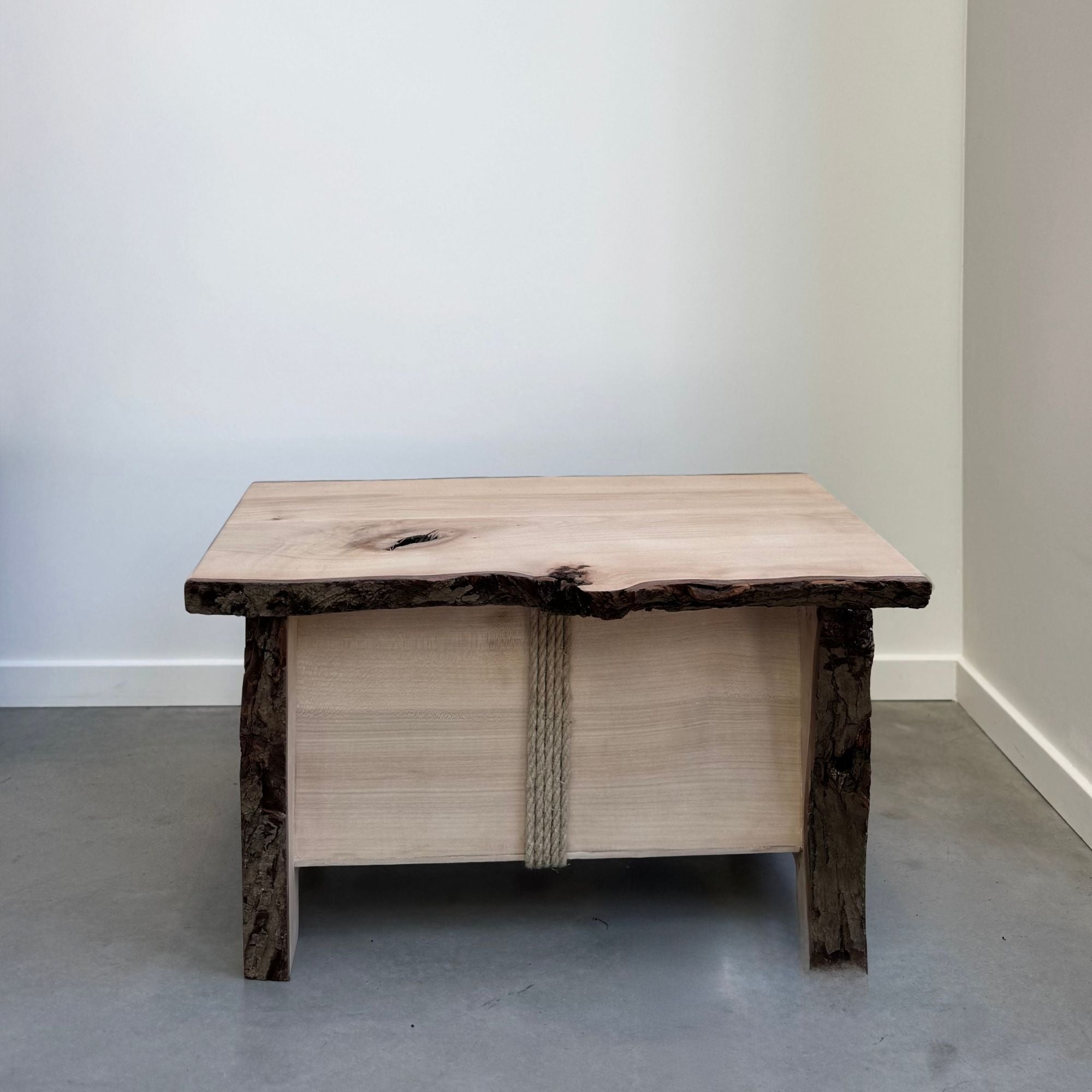 willem-van-hooff-crate-exterieur