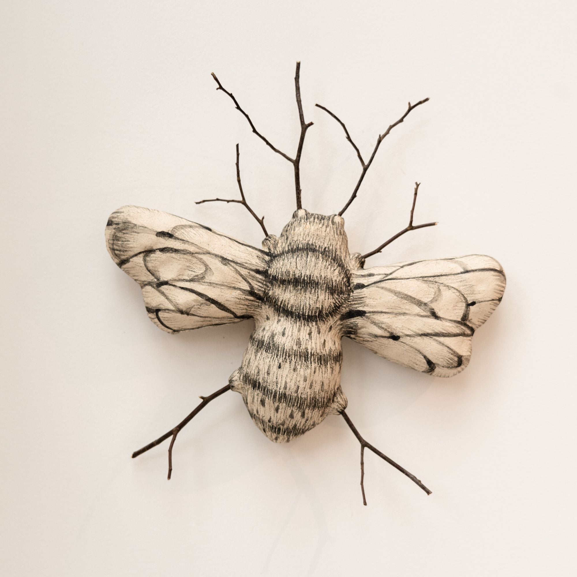 Abeille II, sculpture par Yun-Jung Song